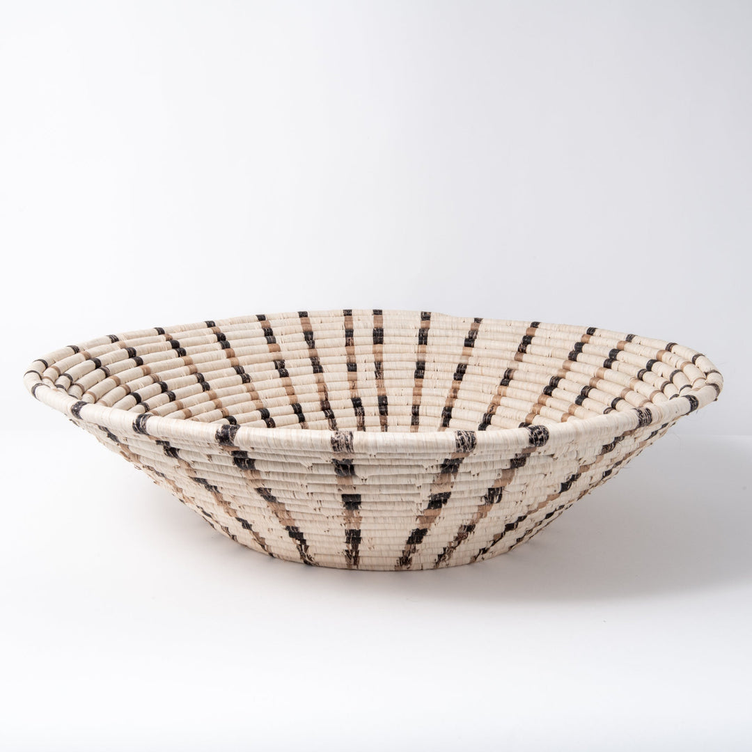 Handcrafted Banana Fiber Wall Basket, 22"