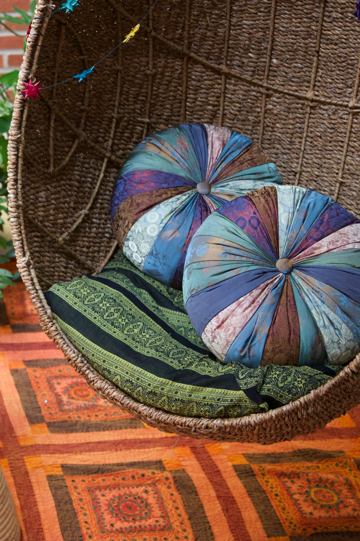 Handcrafted Silk &amp; Kapok Yoga Meditation Pillow