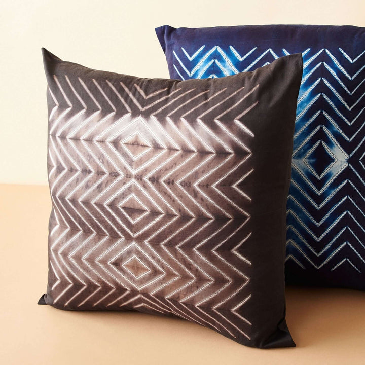 Handcrafted Shibori 60GSM Silk Throw Pillow, 20"