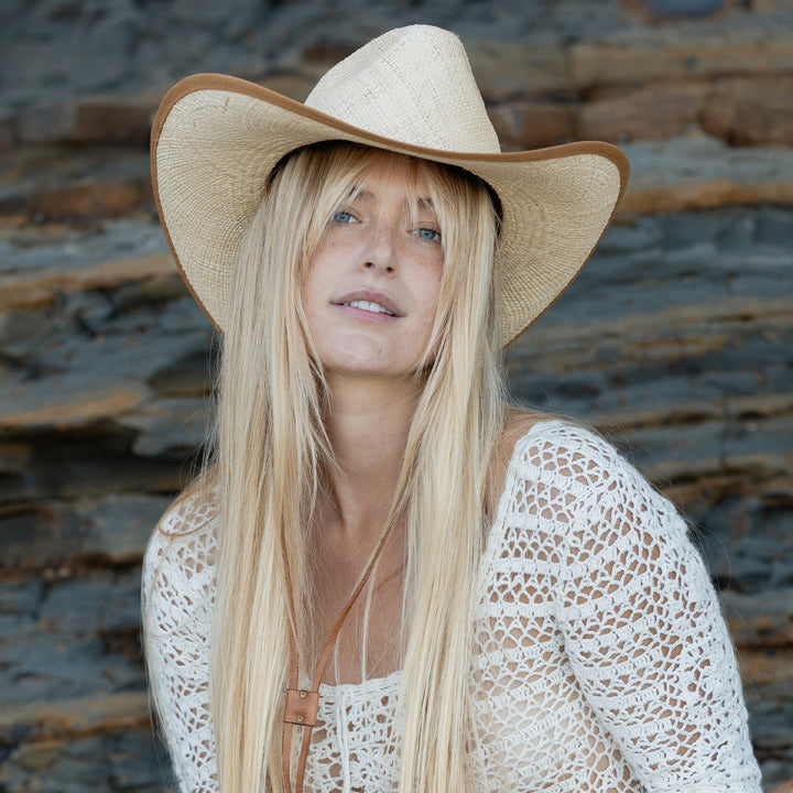 Handcrafted Paja Toquilla Wide-Brim Cowboy Hat, 4"