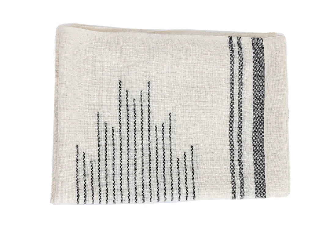 Ink &amp; Ivory Alpaca Throw