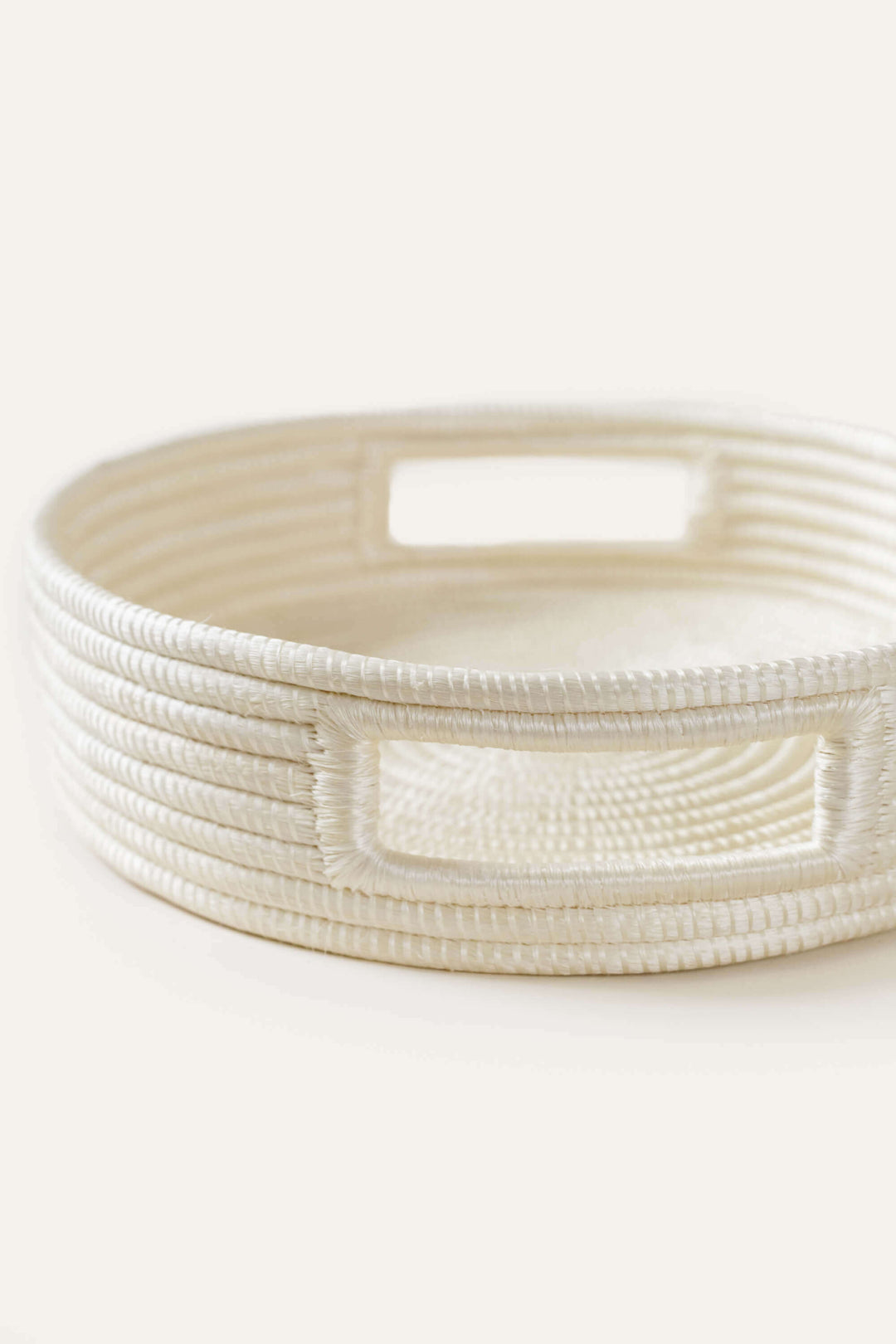 Handwoven Sisal Serveware Tray, White, 10"