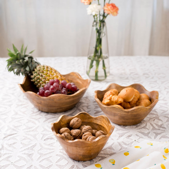 Handcarved Mango Wood Scalloped Serveware Bowls, 3 Ct.