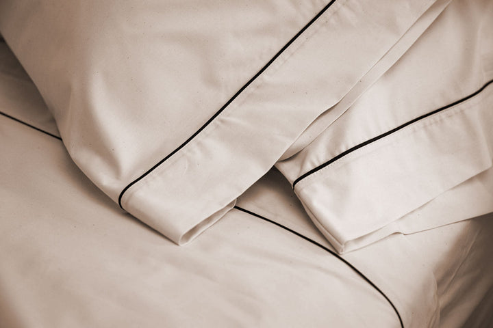 Organic Cotton Piping Detail Bed Sheet Set