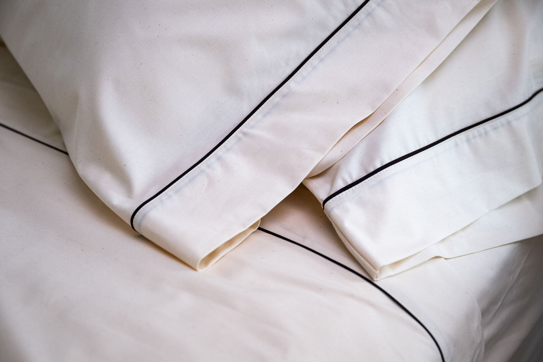 Organic Cotton Piping Detail Bed Sheet Set
