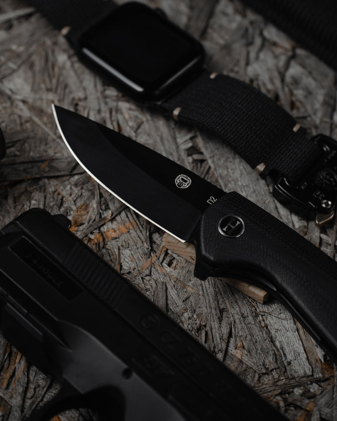Razor-Sharp D2 Steel Folding Pocket Knife Gift Set