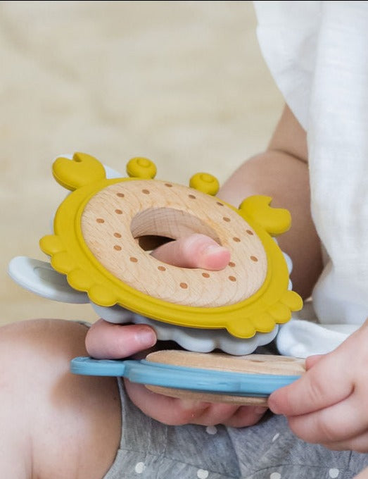 Non-Toxic Food-Grade Silicone &amp; Wood Baby Teether