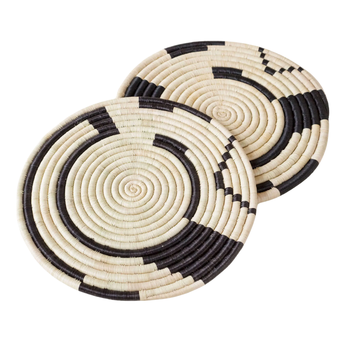 Geo Natural Black Woven Placemat