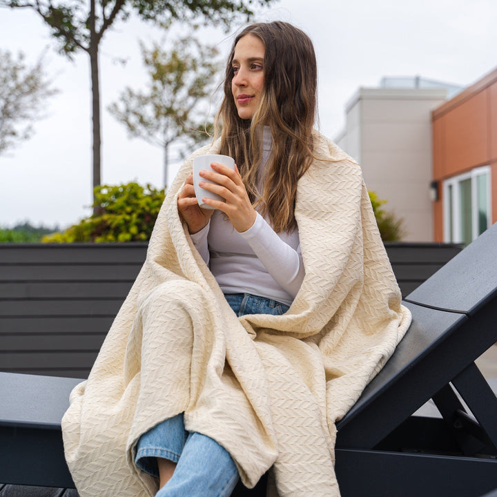 Organic Cotton Herringbone Throw Blanket