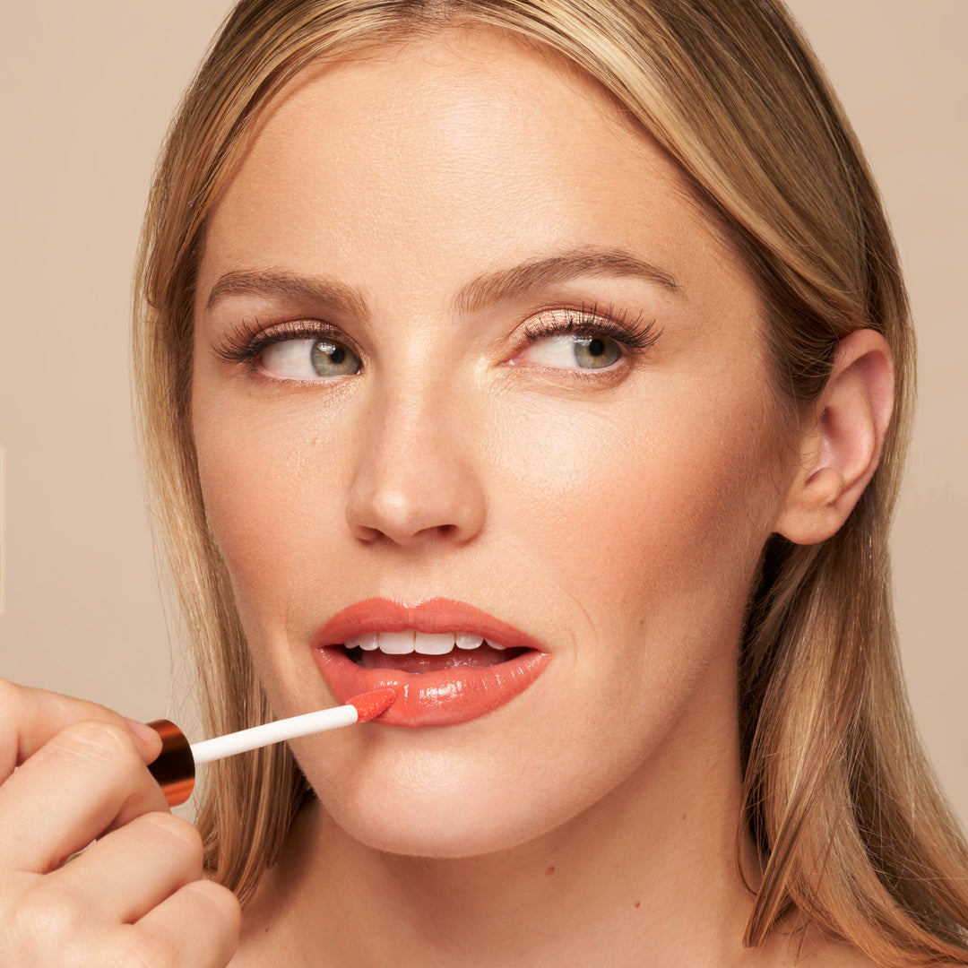 Vegan Tinted Hyaluronic Lip Oil, 10 Shades