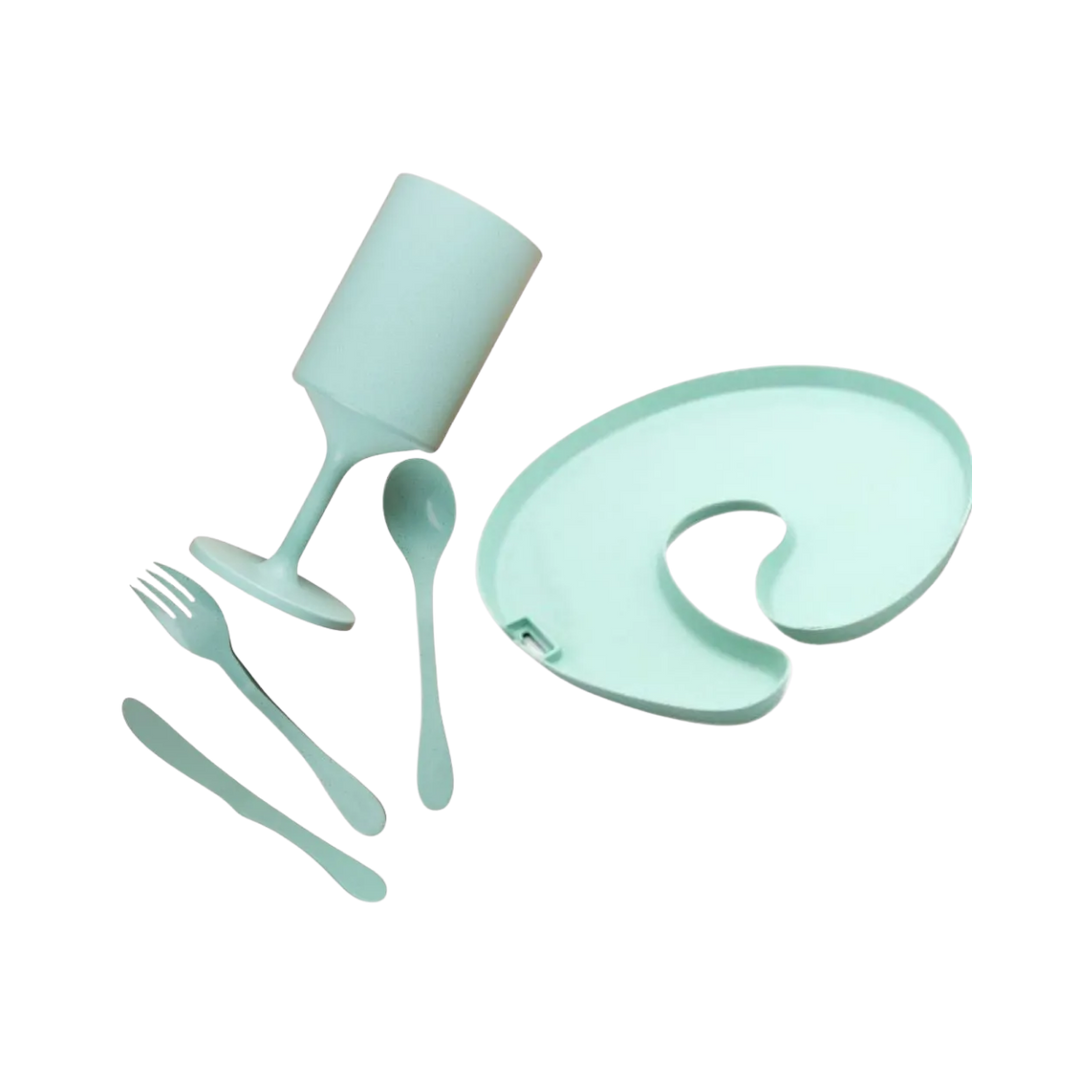 Party Dinnerware Set of Five