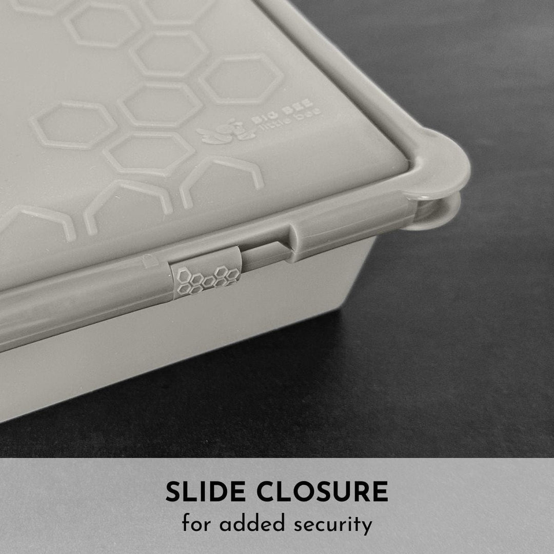 Non-Toxic FDA Silicone Snap-Close Food Container, XL