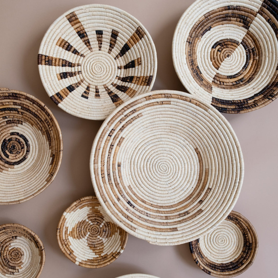 Handcrafted Banana Fiber Wave Basket, 13"