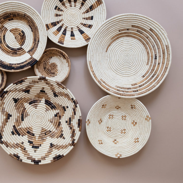 Handcrafted Banana Fiber Wave Basket, 13"