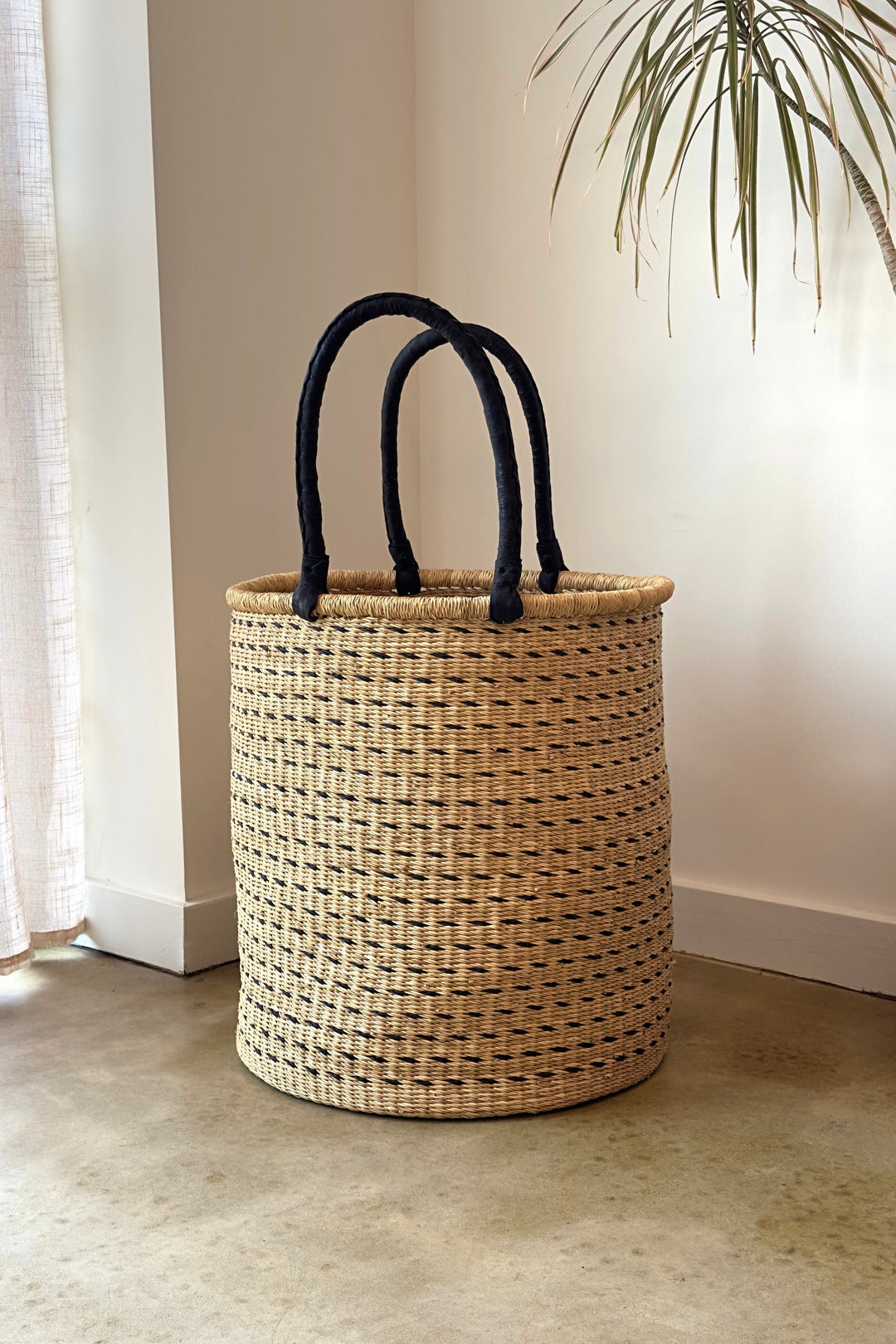 Handcrafted Raffia Laundry Hamper, Natural, 15" x 18"