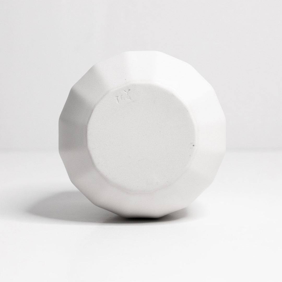 Handcrafted Lead-Free Porcelain Stemless Wine Cup