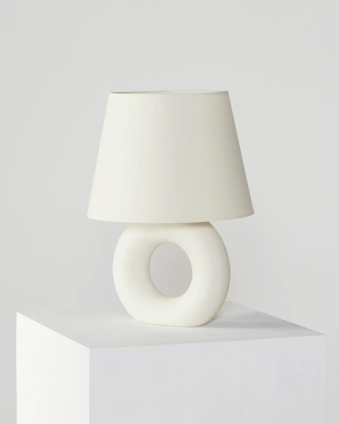 Chloe Donut Base Ceramic Table Lamp