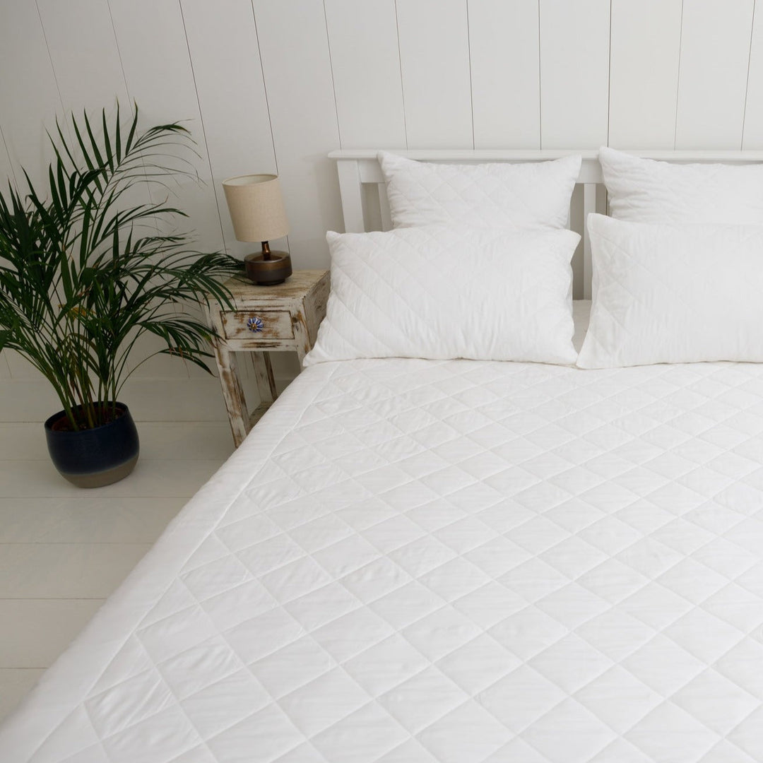 Bamboo Mattress Protector (Eucalyptus &amp; Bamboo)-2