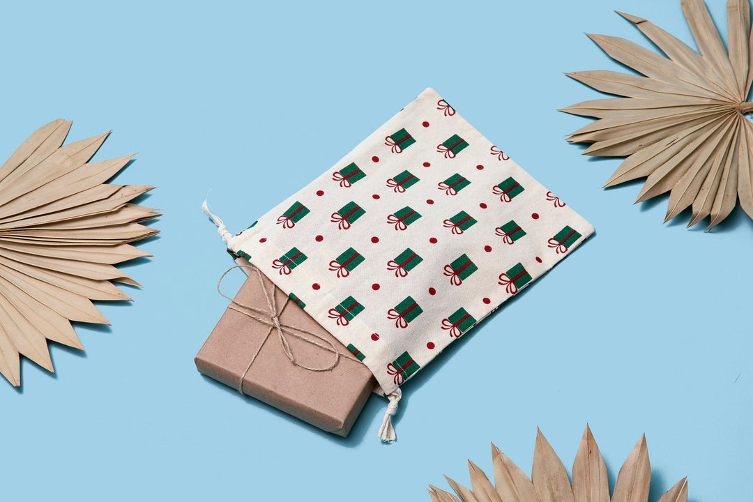 Organic Cotton Drawstring Gift Bags, 4 Ct.
